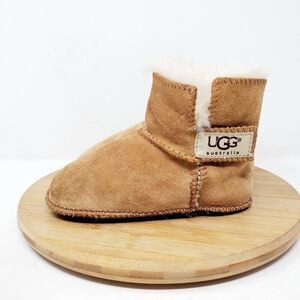 UGG Erin Boots Infant L High Top Wrap Brown Suede Sheepskin Baby Strap Booties